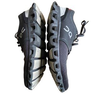On Running Cloud X 3 Sneakers  Black 6 Women's Size 8.5 Pre-Owned